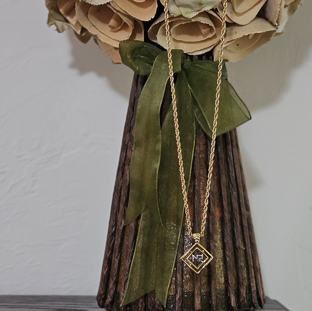 Nina Ricci Necklace